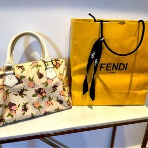 FENDI rose 🌹 chef Boston zucca bag